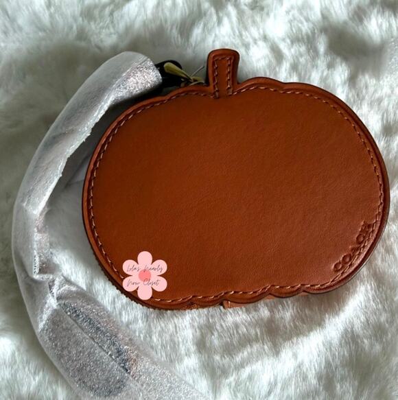 Coach Handbags - NWT Coach Pumpkin Coin Case Wristlet